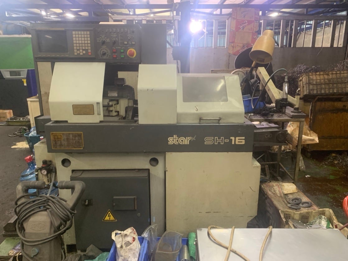 CNC lathe machine 1